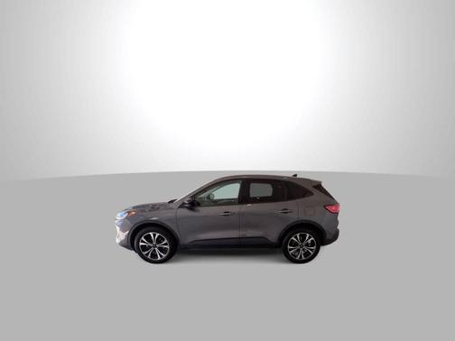 Carbonized Gray Metallic 2021 Ford Escape SE