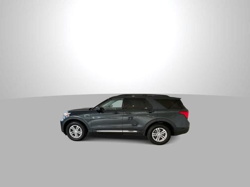 Stone Blue Metallic 2022 Ford Explorer XLT