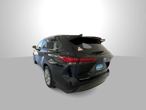 2020 Toyota Highlander Hybrid Limited