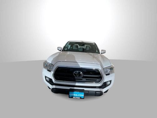 Super White 2019 Toyota Tacoma SR5