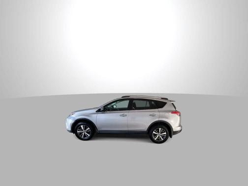 Silver Sky Metallic 2017 Toyota RAV4 XLE