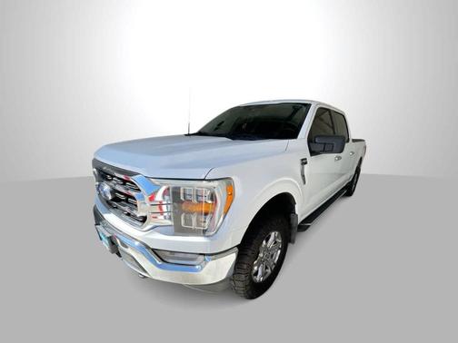 Oxford White 2022 Ford F-150 XLT