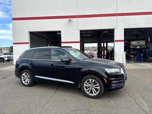 2019 Audi Q7 45 SE Premium