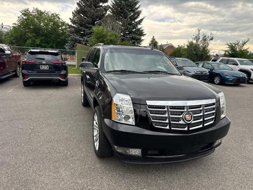 2013 Cadillac Escalade Premium