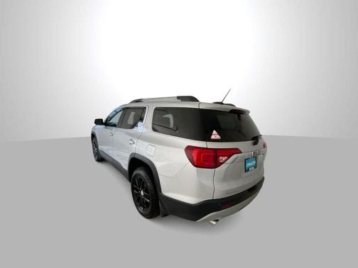 Quicksilver Metallic 2018 GMC Acadia SLT-1