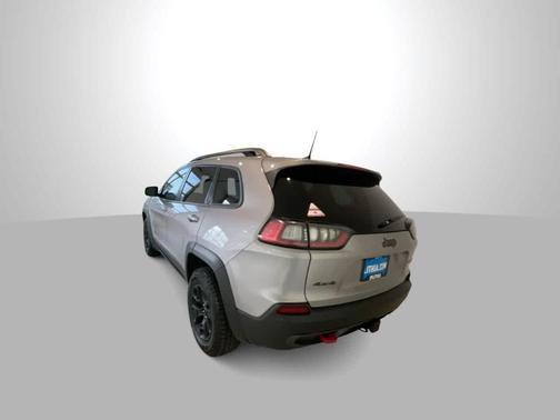 2020 Jeep Cherokee Trailhawk