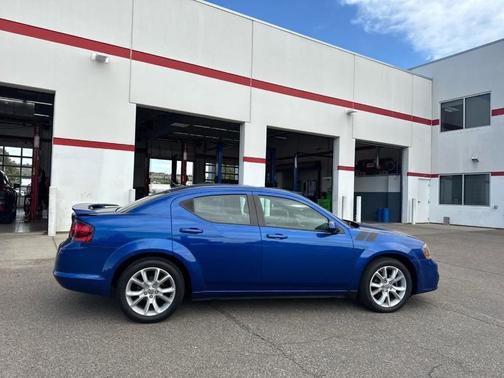 2014 Dodge Avenger R/T