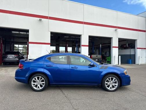 2014 Dodge Avenger R/T