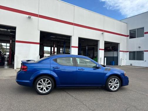 2014 Dodge Avenger R/T