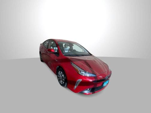 2019 Toyota Prius XLE
