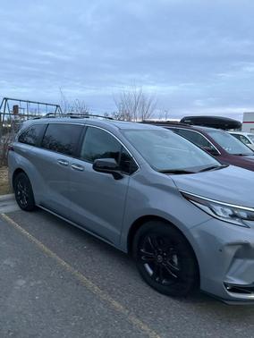 2024 Toyota Sienna XSE 7 Passenger