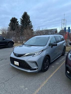 2024 Toyota Sienna XSE 7 Passenger