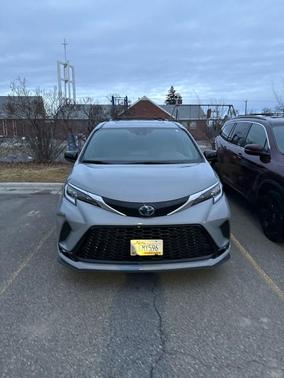 2024 Toyota Sienna XSE 7 Passenger