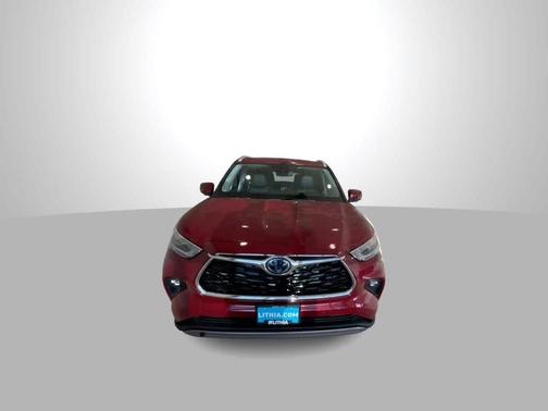 2024 Toyota Highlander Hybrid Platinum