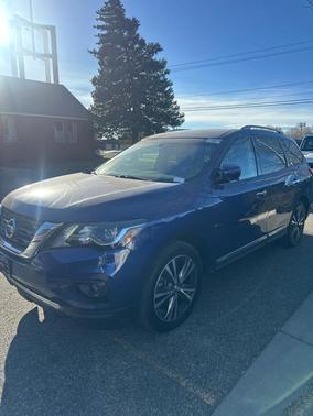 2020 Nissan Pathfinder Platinum