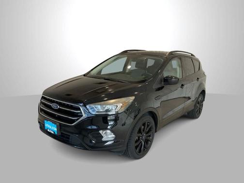 Shadow Black 2017 Ford Escape SE