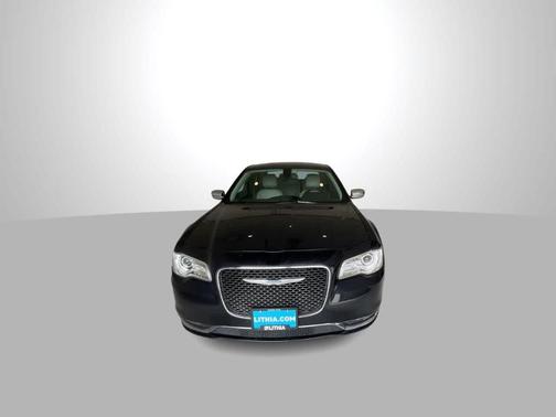 2018 Chrysler 300 Limited
