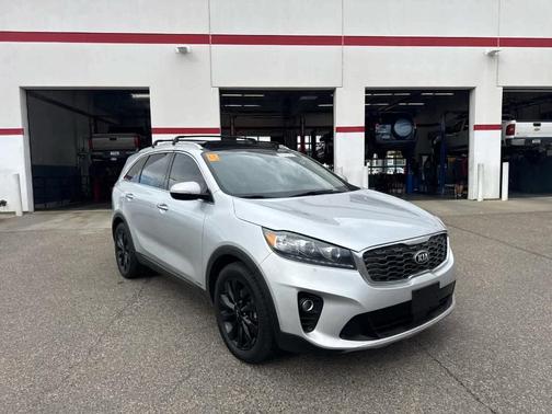 2020 Kia Sorento EX V6