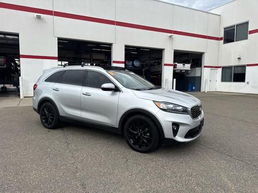 2020 Kia Sorento EX V6