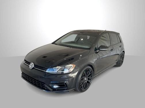 2018 Volkswagen Golf R 2.0T w/DCC & Navigation