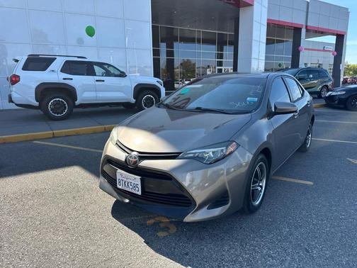 2019 Toyota Corolla LE