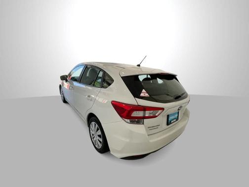 2019 Subaru Impreza 2.0i