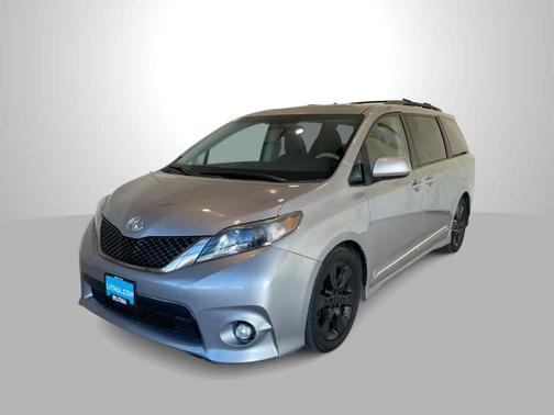2012 Toyota Sienna SE