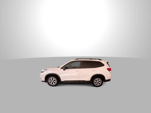 Crystal White Pearl 2020 Subaru Forester Premium