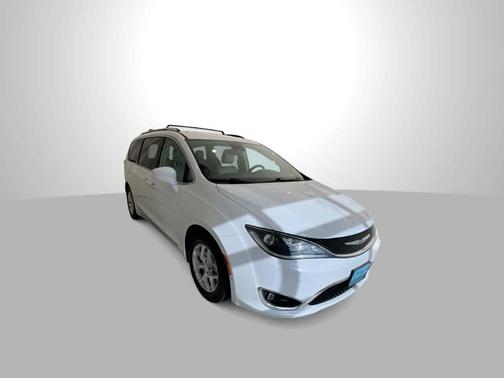 2019 Chrysler Pacifica Touring-L Plus