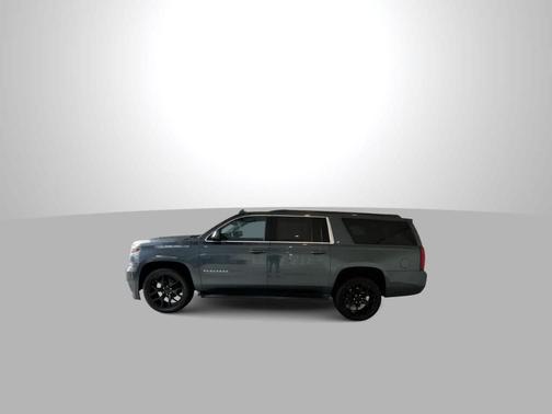 Shadow Gray Metallic 2019 Chevrolet Suburban LT