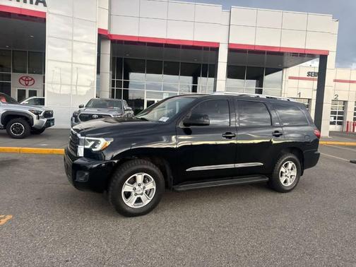 2019 Toyota Sequoia SR5