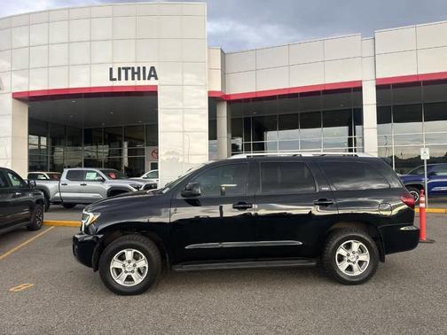 2019 Toyota Sequoia SR5