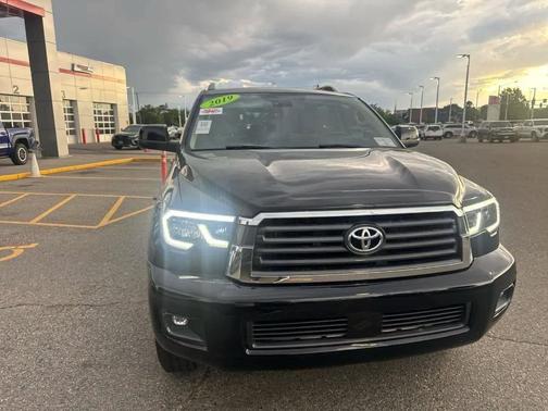 2019 Toyota Sequoia SR5