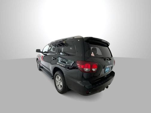 2019 Toyota Sequoia SR5