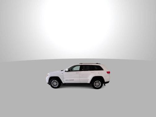 Bright White Clearcoat 2018 Jeep Grand Cherokee Laredo E