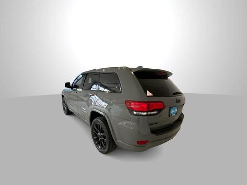 2022 Jeep Grand Cherokee WK Laredo