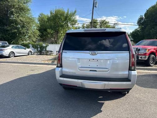 2019 Cadillac Escalade Standard