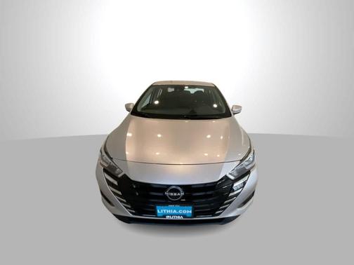 2024 Nissan Versa 1.6 SV