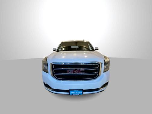 White 2018 GMC Yukon XL SLE