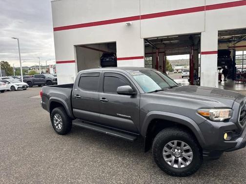 2018 Toyota Tacoma SR5