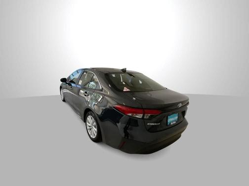 2025 Toyota Corolla Hybrid XLE