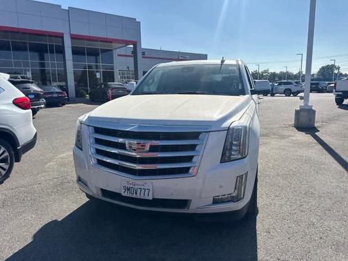 2020 Cadillac Escalade Luxury