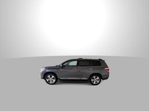 Magnetic Gray Metallic 2011 Toyota Highlander Limited