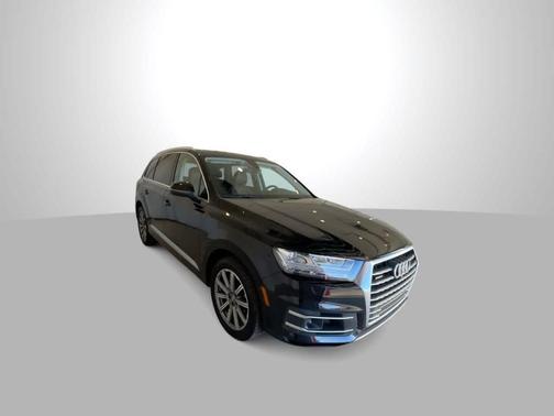 2019 Audi Q7 55 Premium Plus