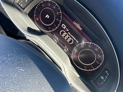 2019 Audi Q7 55 Premium Plus