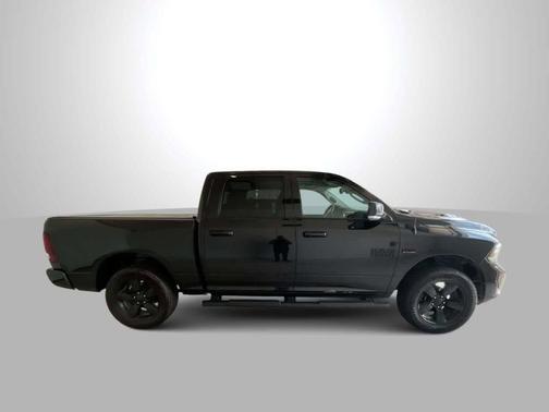 2016 RAM 1500 Sport