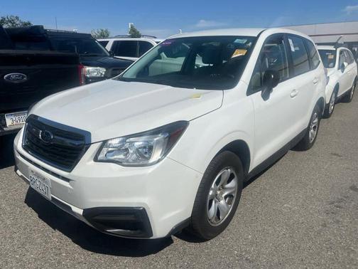 2017 Subaru Forester 2.5i