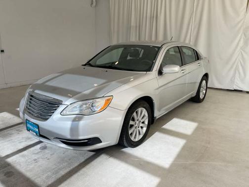 2012 Chrysler 200 Touring