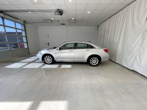 2012 Chrysler 200 Touring