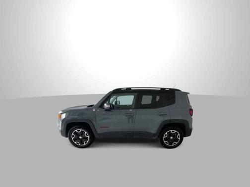 2015 Jeep Renegade Trailhawk